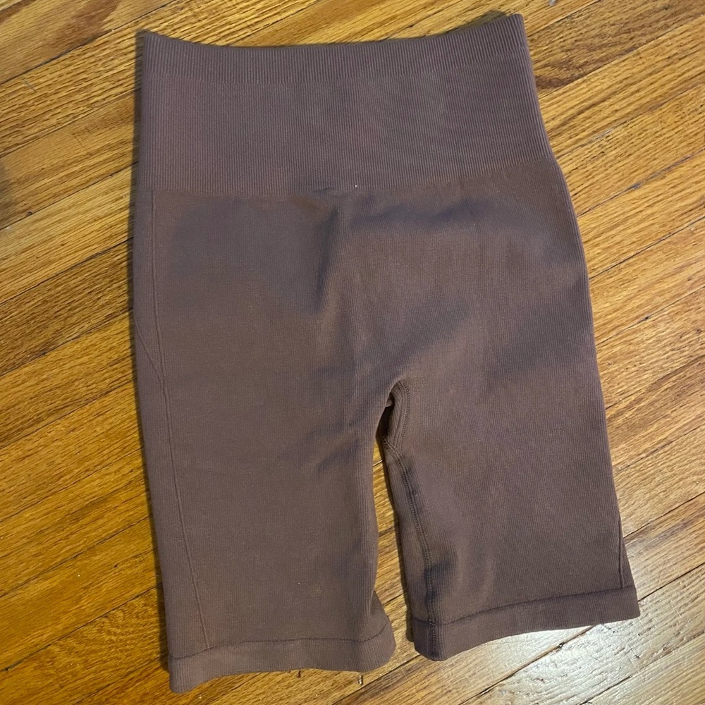 Everlane Women's Brown Athletic Shorts